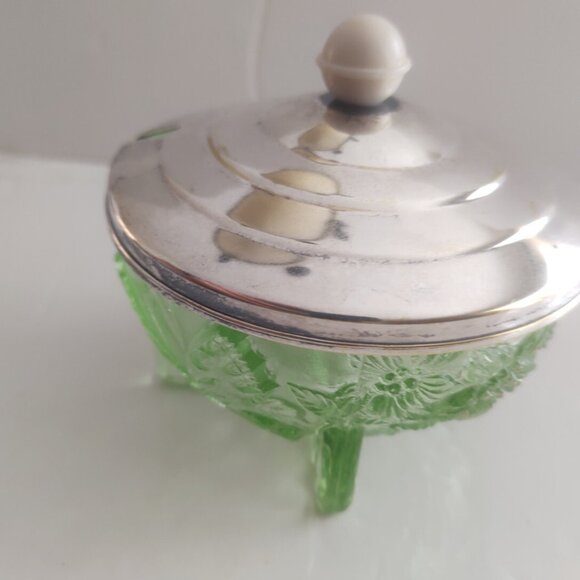 Sowerby Art Deco Green Glass Butterfly Trinket Bowl 1930's pattern 2552 - Picture 1 of 11